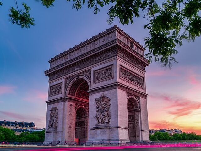 Elegant Benelux & Alsace & Paris Turu Ajet Hava Yolları İle 7 Gece (Ekstra Turlar Dahil) (BSL-AMS)