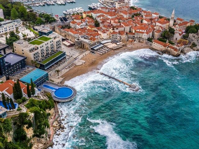İzmir Çıkışlı Air Montenegro Hava Yolları İle Budva Turu 3 Gece 4 Gün