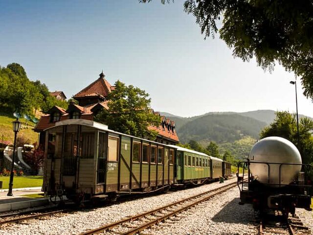 Balkanlarda Masalsı Rota Pegasus Hava Yolları İle 5 Gece (Nostaljik Sargan 8 Tren Turu Dahil)