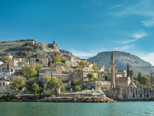 İzmir Çıkışlı Uçaklı Butik Mardin, Urfa, Gaziantep Turu (2 Gece Konaklamalı) 