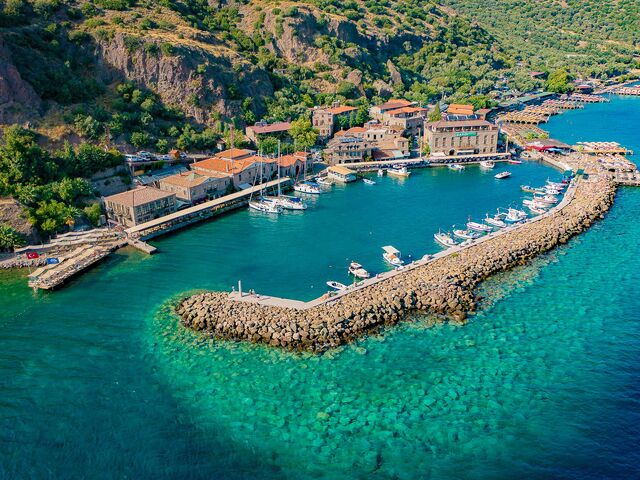 Bozcaada Assos Ayvalık Cunda Turu 1 Gece Otel Konaklamalı