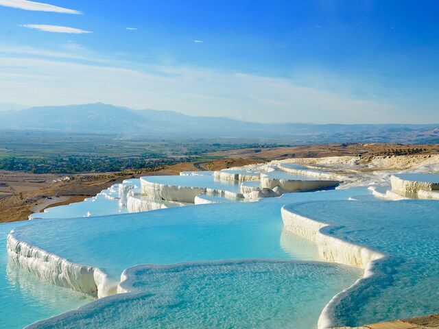 Salda Gölü Pamukkale Çeşme Alaçatı Turu 1 Gece Otel Konaklamalı