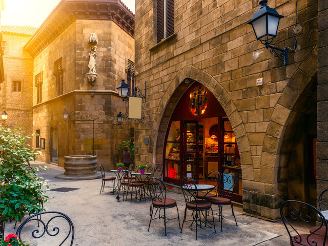 Büyük İspanya & Endülüs Turu THY İle 7 Gece (Elhamra Sarayı Turu Dahil) (BCN-MAD)