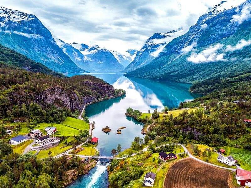 Görkemli İskandinavya ve Norveç Fiyort Turu Türk Hava Yolları İle 7 Gece (29 Ekim Özel)