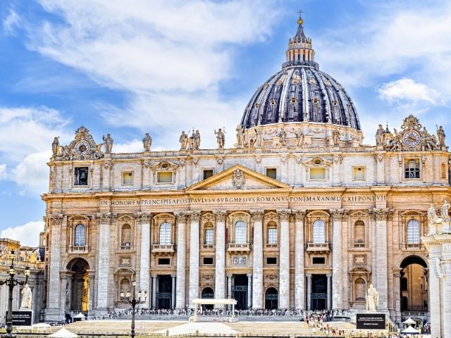 PEGASUS İLE ROMA & NAPOLİ TURU - 3 GECE