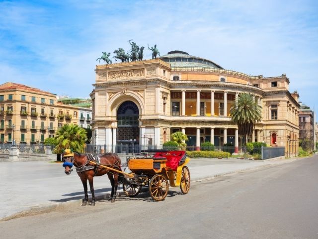 PEGASUS İLE ROMA & NAPOLİ TURU - 3 GECE